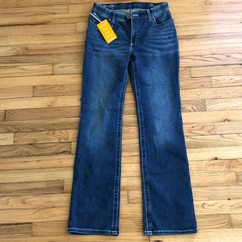 NWT Women’s Wrangler Willow Jeans 11x34
